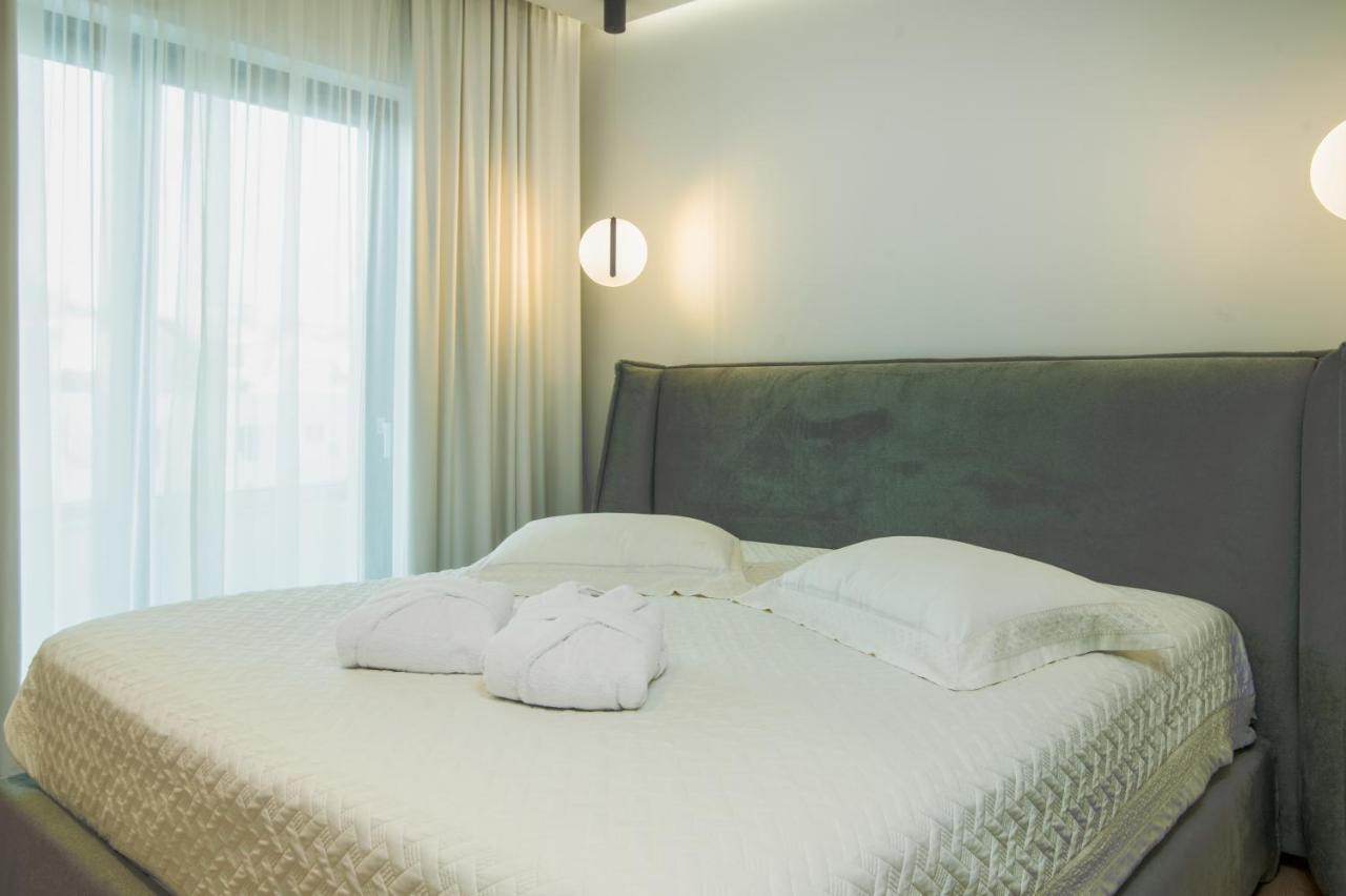 Celine Luxury Apartments & Suites Agios Nikolaos Exteriör bild