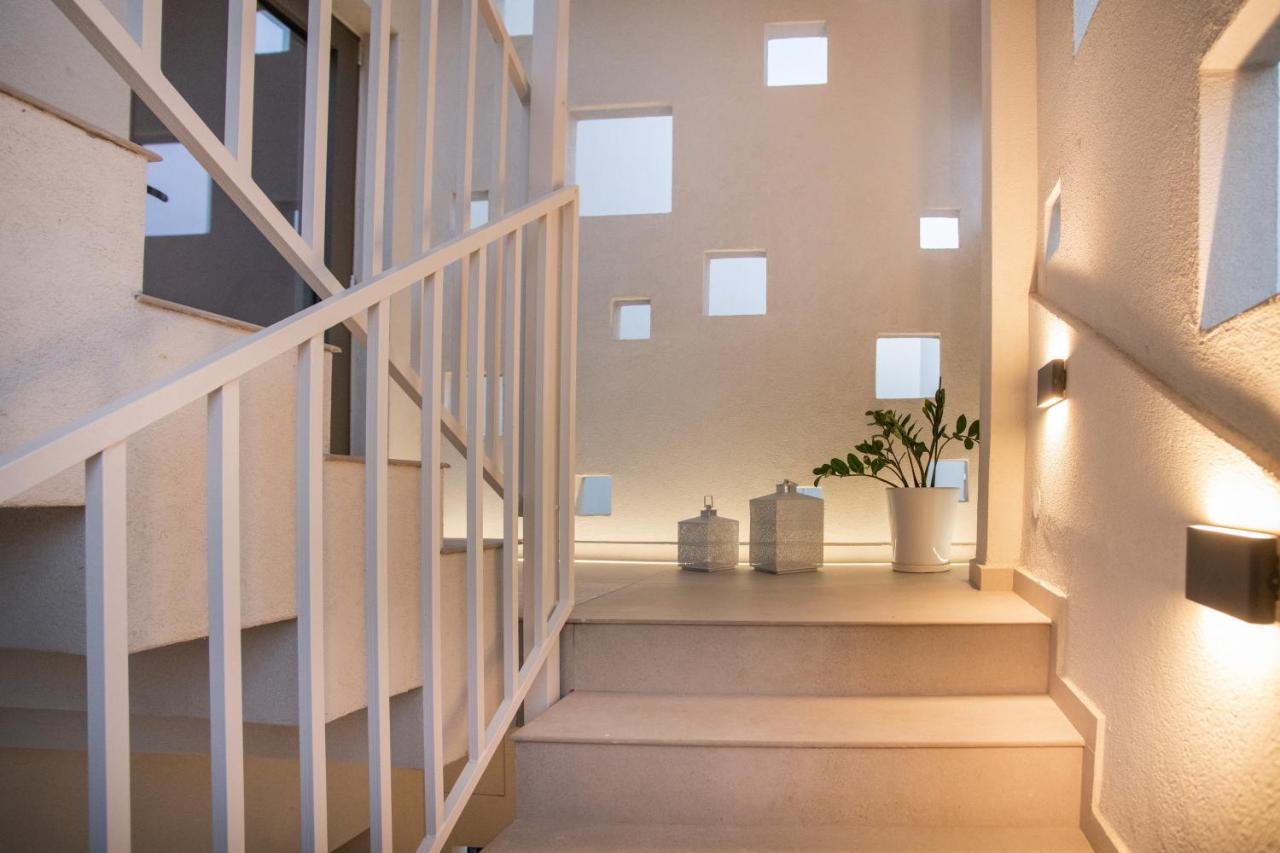 Celine Luxury Apartments & Suites Agios Nikolaos Exteriör bild